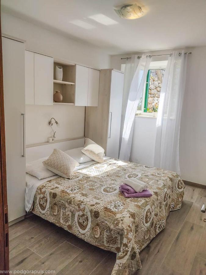 Apartman Krzenic With Sea View Podgora Eksteriør bilde