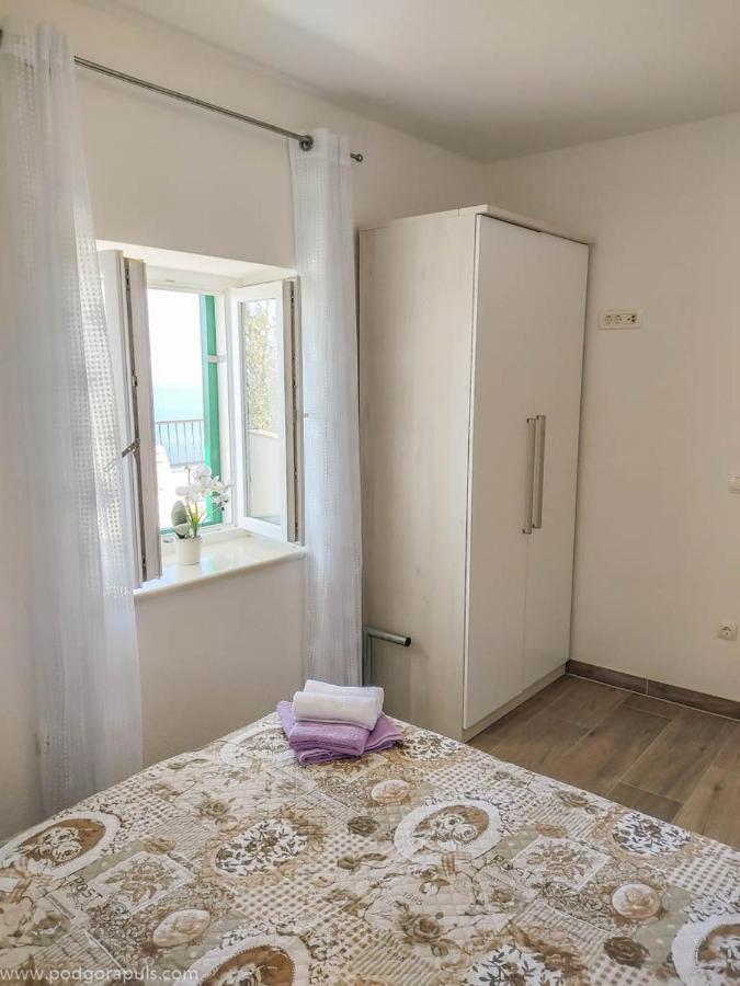 Apartman Krzenic With Sea View Podgora Eksteriør bilde